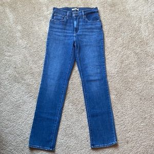 Levi’s 724 High Rise Straight Jeans